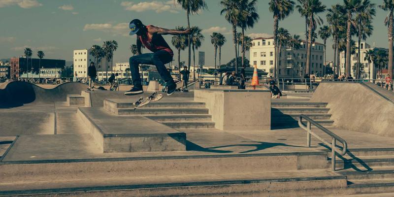 从资讯阅读到信息门户运营：新闻获取与传播的完整教程