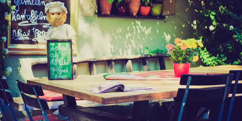 新闻与时事报道背后的理论基石：解读新闻传播学的核心理论与研究框架