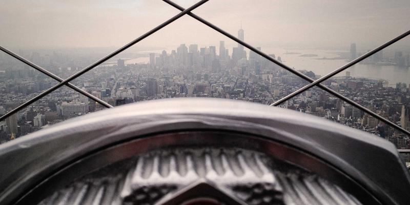 新闻攻略：如何在信息门户时代高效获取与甄别新闻报道